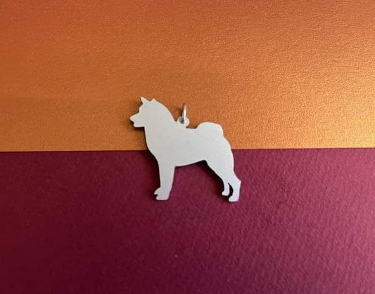 Elkhound standing pendant